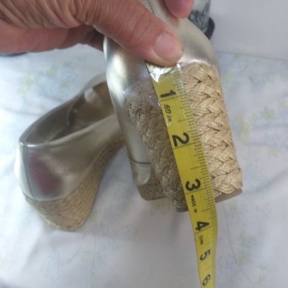 Chaos in Women's shoes Sz 9B - Picture 6 of 7